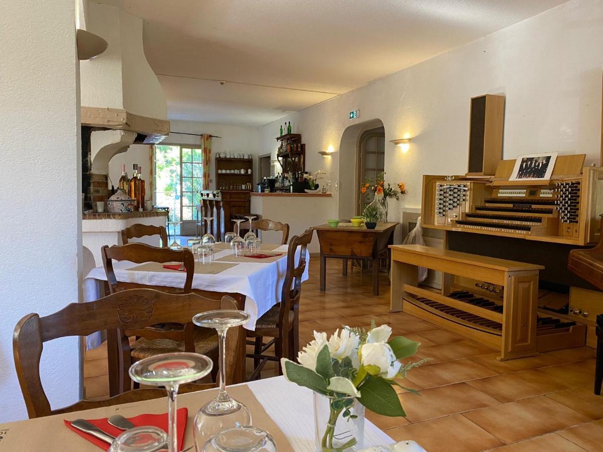 Human Hotel Restaurant Park Villecroze Eksteriør billede