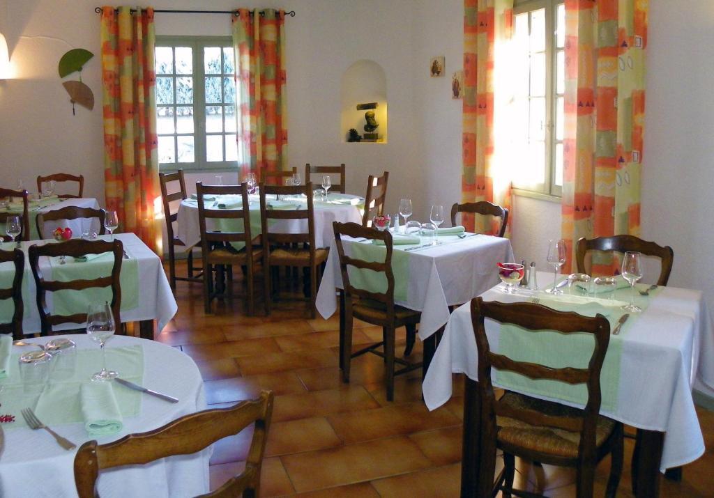 Human Hotel Restaurant Park Villecroze Værelse billede